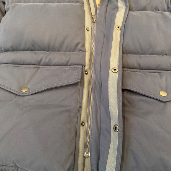 Faherty Mens Polar Fjord Puffer Jacket - Size M - Picture 7 of 9